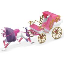 Carruagem Infantil Real Para Princesa Barbie Detalhes Rosa