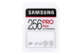 Cartão de memória SD SAMSUNG PRO Plus SDXC 256GB em tamanho real