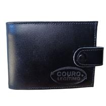 Carteira Masculina em Couro Legítimo Preta com Fecho de Botão, PortaCartões Múltiplos e Compartimento para Cédulas