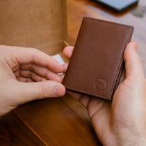 Carteira Masculina Feminina Mini Porta Cartões Slim Couro Legítimo Presente Personalizada Marca BELLVOLPE Carteira Masculina Feminina Mini Porta Cartões Slim Couro Legítimo Presente Personalizada Marca BELLVOLPE