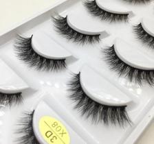 Cartela de cilios postiços com 5 pares - modelo x08 Cartela de cilios postiços com 5 pares - modelo x08