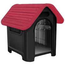 Casa para cachorro com telhado vermelho