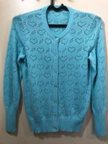 Casaco de linha com corações vazados - tamanho M