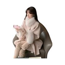 Casaco Feminino Elegante de Lã Dupla Face com Gola e Punhos de Pele de Raposa - Outono/Inverno Casaco Feminino Elegante de Lã Dupla Face com Gola e Punhos de Pele de Raposa - Outono/Inverno