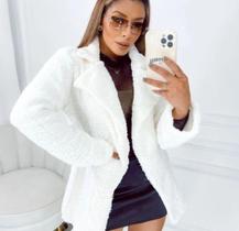 Casaco teddy com forro Casaco teddy com forro