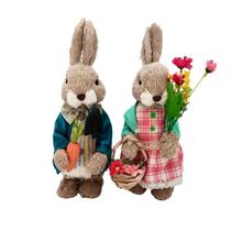 Casal de Coelhos Decoração de Páscoa Colorido 33 cm