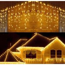 Cascata de 100 LEDs 3 Metro 8 Funções Com Conectores Macho e Fêmea 127V Branco Quente 11906