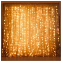 Cascata De Natal 320 Led Luz Amarela 8 Funções 3x2m 220v Cascata De Natal 320 Led Luz Amarela 8 Funções 3x2m 220v