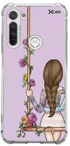 Case Menina No Balanço Nº1 - Motorola: G7/g7+