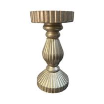 Castiçal em madeira dourado patina dois lados - 19,5cm Castiçal em madeira dourado patina dois lados - 19,5cm