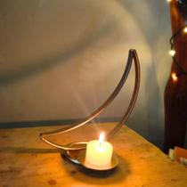 Castiçal Lua Crescente Dourado em Ferro Decoração Fina