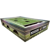 Cat Scratcher Box Pets é o primeiro jogador de futebol americano do NCAA Missouri Tigers