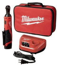 Catraca sem fio Milwaukee M12 2456-21 12V com 1 bateria Catraca sem fio Milwaukee M12 2456-21 12V com 1 bateria