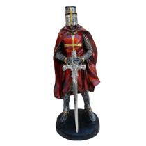 Cavaleiro Templário Guerreiro Medieval Vermelho Estátua Cruz