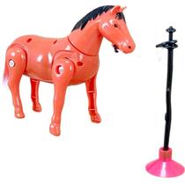 Cavalinho de corda Vermelho Anda E Gira Brinquedo Animais