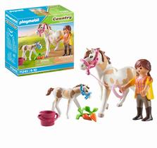Cavalo de brinquedo Playmobil com potro