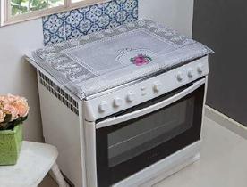 CC - Capa de Renda Estamp. p/ Fogão 06 Bocas - 80x56 cm CC - Capa de Renda Estamp. p/ Fogão 06 Bocas - 80x56 cm