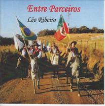 Cd - Léo Ribeiro - Entre Amigos Cd - Léo Ribeiro - Entre Amigos