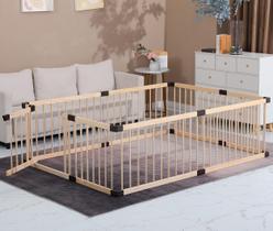 Cercadinho para bebês Conababy de madeira 180x200cm com porta de segurança