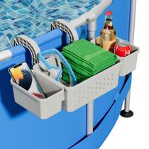 Cesta de armazenamento para área da piscina Kompoll em plástico reforçado com suporte para copos