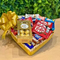 Cesta De Chocolate Formato Coração Com Lindo Laço Presente