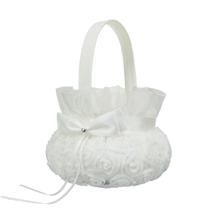 Cesta de flores de casamento Elegantes rosas brancas de cetim com laço