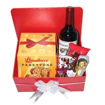 Cesta Natal Premium 7 Itens Panetone Bauducco, Vinho, Chocolates