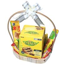 Cesta Presente com Panetone Caribe, Cookies, Bombons Banana Cesta Presente com Panetone Caribe, Cookies, Bombons Banana