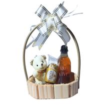 Cesta Presente Mimo com Natura, Ursinho e Ferrero Rocher Cesta Presente Mimo com Natura, Ursinho e Ferrero Rocher