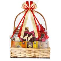 Cesta Romântica com Chocolates Variados Borússia Chocolates