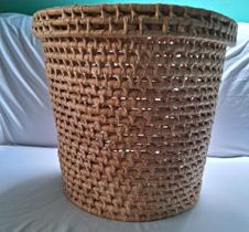 Cesto artesanal em palha