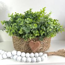 Cesto de palha natural g redondo com eucaliptos e coração 26ax35l/cm