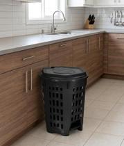 Cesto Lixeira Telado Multiuso com Pedal e com Tampa 35 Litros Compacto para Roupas e Lixo. Leve e Pratico na cor preto Cesto Lixeira Telado Multiuso com Pedal e com Tampa 35 Litros Compacto para Roupas e Lixo. Leve e Pratico na cor preto