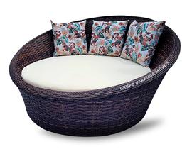 Chaise Cadeira Rendonda para Varanda e Jardim, Piscina Duna Cru e Almofadas Florais