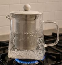 Chaleira Clássica Para Chá Com Infusor Inox 550ml Mesa Posta Lyor