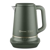 Chaleira Elétrica Electrolux 1,7L Verde Linha 100 anos Celebre Pausas (EKP75) Chaleira Elétrica Electrolux 1,7L Verde Linha 100 anos Celebre Pausas (EKP75)