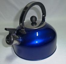 Chaleira em aço inox 2 litros azul com apito Chaleira em aço inox 2 litros azul com apito