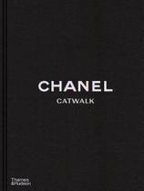 Chanel catwalk - THAMES AND HUDSON Chanel catwalk - THAMES AND HUDSON