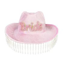 Chapéu de cowboy rosa de noiva com letras de strass e pérolas