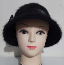 Chapéu Feminino em Pele com laço em cetim, estilo Clochê