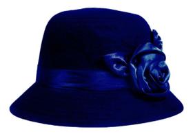 Chapéu Vintage Tipo Cloche Detalhe Em Flores