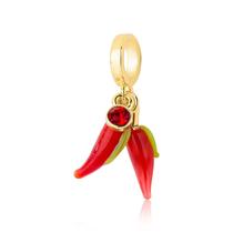 Charm Pimentas Revestido em Ouro Charm Pimentas Revestido em Ouro