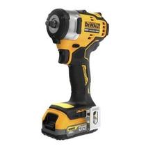 Chave de impacto DEWALT 20V Max 3/8 polegadas com bateria compacta Powerstack Chave de impacto DEWALT 20V Max 3/8 polegadas com bateria compacta Powerstack