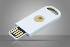 Chave de segurança IDENTIV uTrust FIDO2 NFC+ USB-A para autenticação de dois fatores Chave de segurança IDENTIV uTrust FIDO2 NFC+ USB-A para autenticação de dois fatores