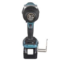 Chave Impacto 3/4 Makita 18v Dtw1001z + 2bat 6A e carreg + Kit soquetes e bolsa Chave Impacto 3/4 Makita 18v Dtw1001z + 2bat 6A e carreg + Kit soquetes e bolsa