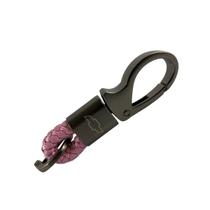 Chaveiro Carro Metal c/ detalhe Couro Genuíno Chevrolet Onix