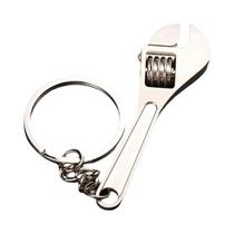 Chaveiro com Chave de Metal Ajustável - Pingente de Carro Criativo