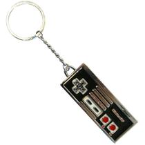 Chaveiro Controlador NES da Nintendo em Metal com Esmalte Chaveiro Controlador NES da Nintendo em Metal com Esmalte