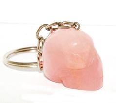 Chaveiro Crânio Quartzo Rosa Natural Pino Prateado
