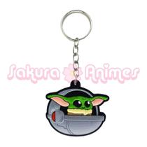 Chaveiro de Borracha Star Wars - Baby Yoda no Hover Pod Chaveiro de Borracha Star Wars - Baby Yoda no Hover Pod